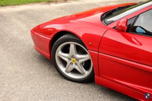 Image 79/93 of Ferrari F 355 Berlinetta (1997)