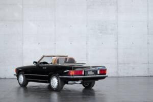 Image 11/50 de Mercedes-Benz 560 SL (1989)