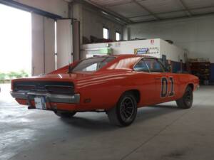 Image 4/50 of Dodge Charger 383 (1969)