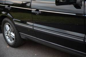 Immagine 30/50 di Land Rover Range Rover 4.6 Vogue (2001)