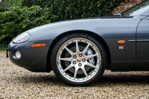 Immagine 16/50 di Jaguar XK8 4.0 (2002)