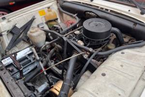 Image 8/19 of Renault R 6 GTL (1980)