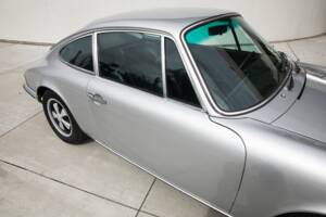 Image 6/27 of Porsche 911 2.0 T (1969)