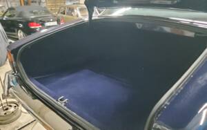Image 11/26 of Jaguar XJ 6 C 4.2 (1977)
