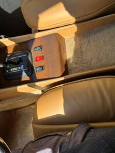 Image 27/50 of Mercedes-Benz 380 SL (1983)