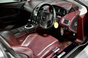 Image 25/50 de Aston Martin V8 Vantage (2006)