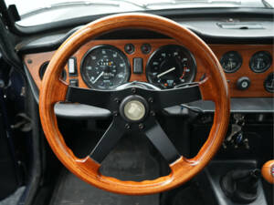 Image 10/33 of Triumph TR 6 (1969)