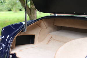 Afbeelding 43/47 van Bentley S1 DHC Park Ward (1956)