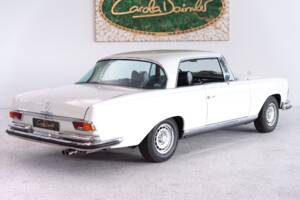 Bild 10/39 von Mercedes-Benz 280 SE 3,5 (1970)