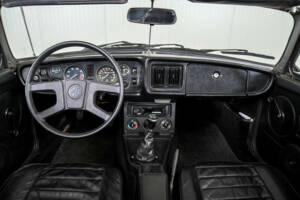 Bild 7/50 von MG MGB (1977)