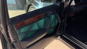 Image 7/15 of Mercedes-Benz E 500 Limited (1994)