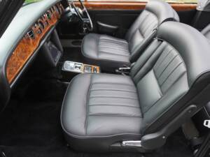 Image 12/20 of Rolls-Royce Corniche I (1971)