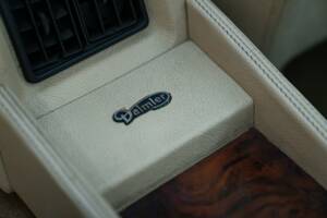 Bild 50/50 von Daimler XJ 6 4.0 (1991)