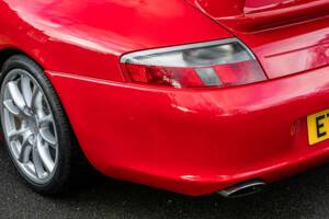 Immagine 33/40 di Porsche 911 GT3 Clubsport (2000)