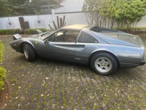 Image 28/114 de Ferrari 308 GTS Quattrovalvole (1985)