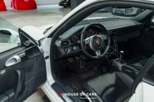 Image 15/23 of Porsche 911 Carrera (2008)