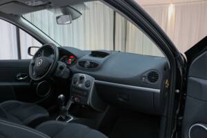 Imagen 10/14 de Renault Clio II 2.0 RS Cup (2007)