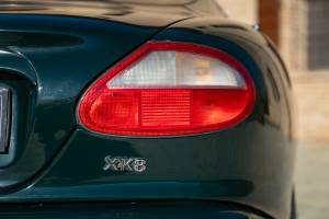 Image 12/46 of Jaguar XK8 4.0 (1998)