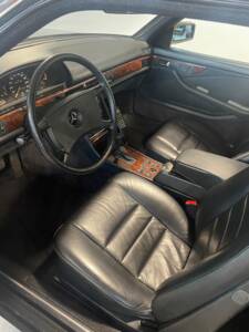 Bild 14/67 von Mercedes-Benz 380 SEC (1984)