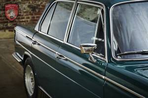 Image 9/36 of BMW 2000 tii (1971)