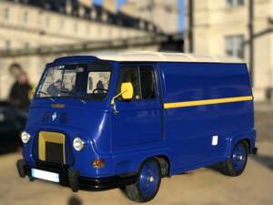 Image 2/4 de Renault Estafette Etalmobil (1971)