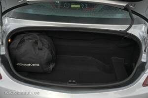 Image 14/26 de Mercedes-Benz SLS AMG (2011)