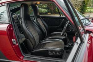 Bild 36/50 von Porsche 911 Carrera 3.2 (1989)