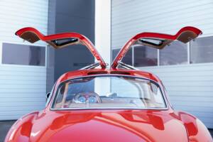 Image 12/49 of Mercedes-Benz 300 SL "Gullwing" (1955)