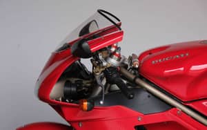 Bild 44/93 von Ducati 916 Strada (1994)