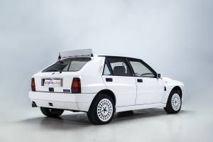 Afbeelding 9/38 van Lancia Delta HF Integrale Evoluzione I (1991)