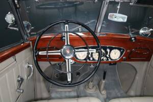 Image 18/50 of Mercedes-Benz 320 Cabriolet B (1939)