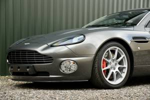 Bild 12/15 von Aston Martin V12 Vanquish (2004)