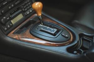 Imagen 36/50 de Jaguar XK8 4.0 (2000)