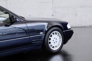 Image 46/46 of Mercedes-Benz SL 320 (1998)