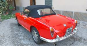 Image 6/8 of Alfa Romeo Giulia 1600 Spider (1962)
