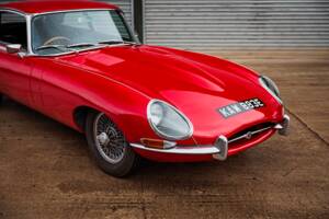 Image 9/46 of Jaguar E-Type (2+2) (1966)