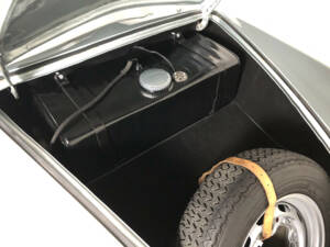 Immagine 23/29 di Porsche 356 1500 (1954)