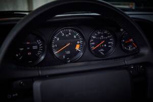 Immagine 64/96 di Porsche 911 Speedster 3.2 (1989)