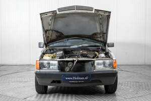 Image 35/50 of Mercedes-Benz 190 E (1986)