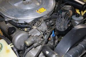 Image 45/50 of Mercedes-Benz 500 SL (1983)