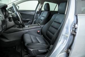 Imagen 20/50 de Mazda 6 Sport Kombi 2.0 Skyactiv-G (2016)