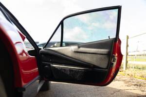 Bild 47/50 von Ferrari 308 GTBi Quattrovalvole (1983)