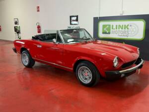Image 29/50 de FIAT 124 Spider CS1 (1978)