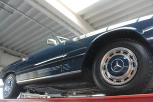 Image 10/50 de Mercedes-Benz 450 SL (1974)
