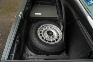 Image 32/50 of Mercedes-Benz 280 SL (1985)