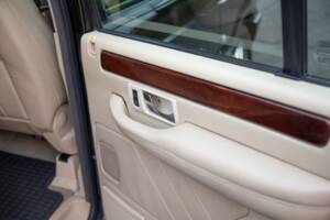 Immagine 40/50 di Land Rover Range Rover 4.6 Vogue (2001)