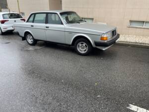 Imagen 2/12 de Volvo 244 GL D (1982)
