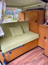 Bild 9/17 von Volkswagen T3 Camper 1.6 D (1983)