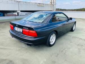 Immagine 8/15 di BMW 850i (1992)