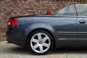 Image 42/50 de Audi S4 (2004)